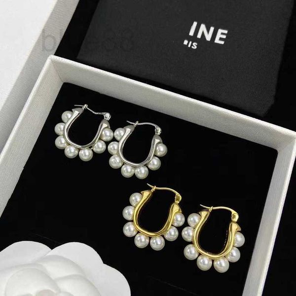charm designer arc de triomphe u-shaped pearl silver needle earrings 2023 new brass material niche design and 2c1r, Golden
charm designer arc de triomphe u-shaped pearl silver needle earrings 2023 new brass material niche design and 2c1r, Golden