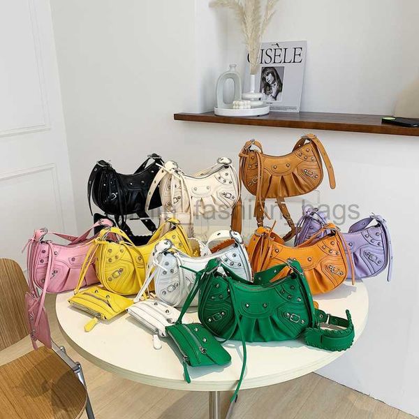 designer bag underarm female 2023 pleated crescent child mother rivet motorcycle designer bag caitlin_fashion_bags
designer bag underarm female 2023 pleated crescent child mother rivet motorcycle designer bag caitlin_fashion_bags