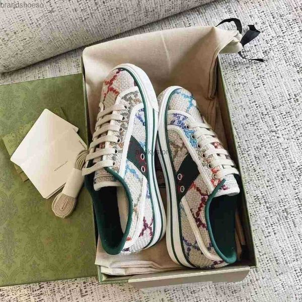 2022 tennis 1977 canvas casual shoes luxurys designer womens shoe italy green and red web stripe rubber sole for stretch cotton low platform
2022 tennis 1977 canvas casual shoes luxurys designer womens shoe italy green and red web stripe rubber sole for stretch cotton low platform