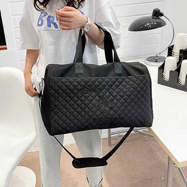 designer channel cc travel bag new fashion cyber gym fitness bag travel trend western-style shoulder bag women's bag wallet round bag
designer channel cc travel bag new fashion cyber gym fitness bag travel trend western-style shoulder bag women's bag wallet round bag