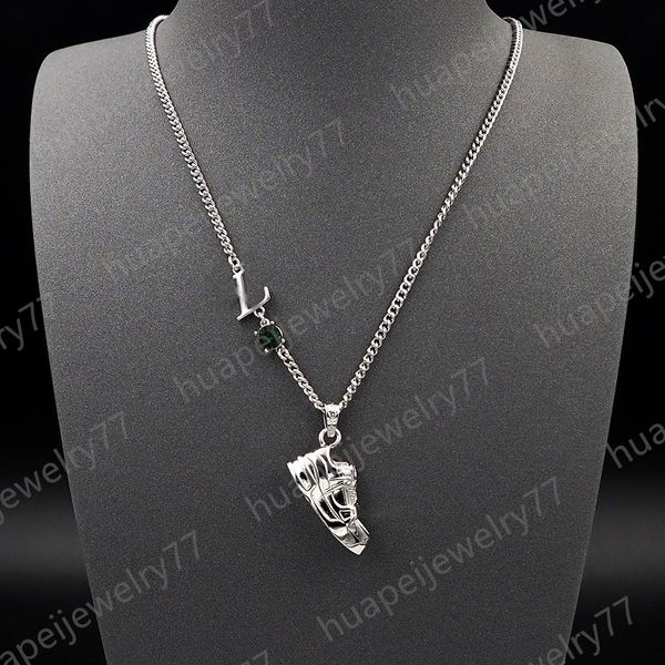 fashion men silver necklace luxury designer pendant necklace green crystal letter shoes necklaces holiday jewelry
fashion men silver necklace luxury designer pendant necklace green crystal letter shoes necklaces holiday jewelry