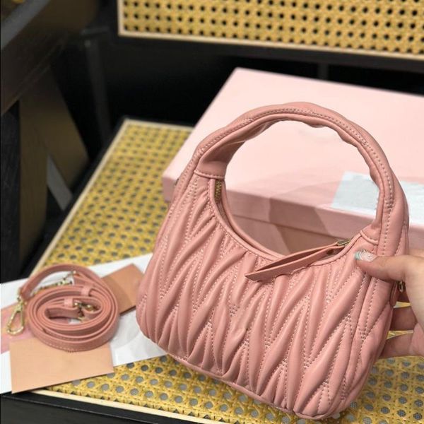 designers bag luxury for women handbag letter wallet crossbody bag small shoulder bags simple fashion purse good match
designers bag luxury for women handbag letter wallet crossbody bag small shoulder bags simple fashion purse good match