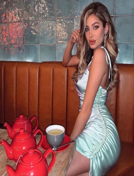 vestido women solid spaghetti straps backless sleeveless bottom length adjustable ladies casual dress party dress vintage lyq6040354, Black;gray
vestido women solid spaghetti straps backless sleeveless bottom length adjustable ladies casual dress party dress vintage lyq6040354, Black;gray
