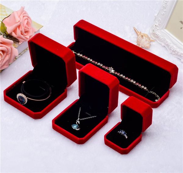 new arrival red velvet jewelry gift boxes for pendant necklace rings bracelet bangle women wedding engagement jewelry packaging di3720493, Black;white
new arrival red velvet jewelry gift boxes for pendant necklace rings bracelet bangle women wedding engagement jewelry packaging di3720493, Black;white