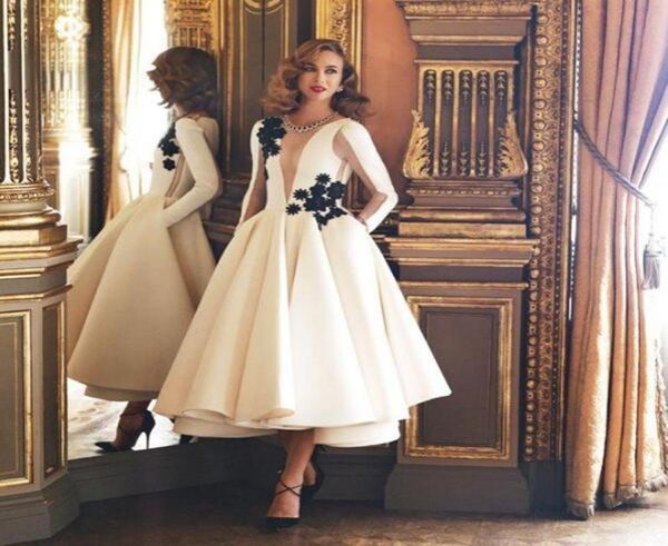 vintage 2017 formal party dresses with pockets long sleeves ankle length evening dress appliques pleat deep vneck prom gowns6800745, Black;red
vintage 2017 formal party dresses with pockets long sleeves ankle length evening dress appliques pleat deep vneck prom gowns6800745, Black;red