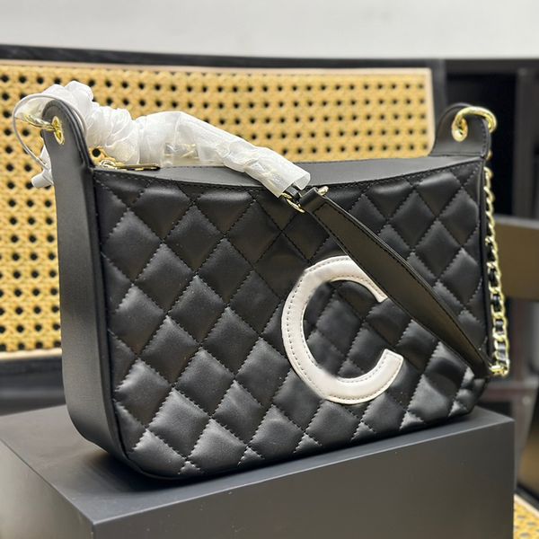 stylish women shoulder bag underarm bag leather diamond embroidery hardware metal matelasse chain handbag crossbody sacoche large capacity s
stylish women shoulder bag underarm bag leather diamond embroidery hardware metal matelasse chain handbag crossbody sacoche large capacity s