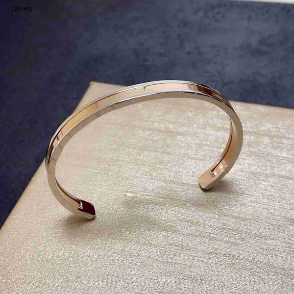 women designer bracelet gold and silver inlay design jewelry fashion side letter gravure printing bracelets #including box preferred gift, White
women designer bracelet gold and silver inlay design jewelry fashion side letter gravure printing bracelets #including box preferred gift, White