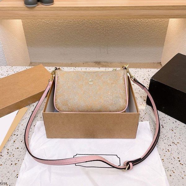 designer tote bag luxury women bag handbag shoulder bag crossbody simple and stylish clashing colour design bag various colours options
designer tote bag luxury women bag handbag shoulder bag crossbody simple and stylish clashing colour design bag various colours options