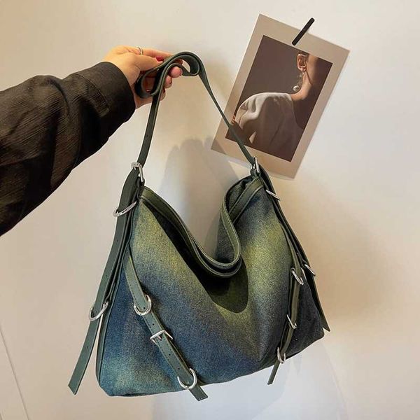 large capacity denim bag for women's 2023 new trendy and versatile simple tote bag for students' class shoulder bag 230815
large capacity denim bag for women's 2023 new trendy and versatile simple tote bag for students' class shoulder bag 230815