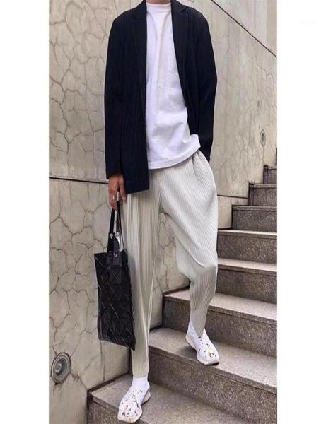 men039s pants miyake pleated casual straight harem trend loose nine points running track men 2022 mens hip hop clothin4847676, Black
men039s pants miyake pleated casual straight harem trend loose nine points running track men 2022 mens hip hop clothin4847676, Black