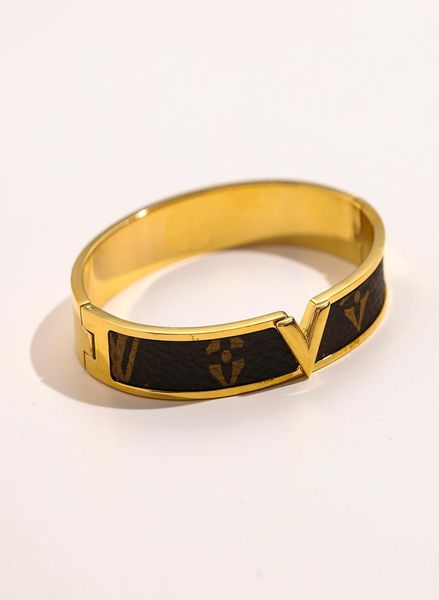 fashion 18k gold bangle bracelet classic design steel stamp bracelet luxury brand leather letters bracelets women love jewelry gif4019792, Black
fashion 18k gold bangle bracelet classic design steel stamp bracelet luxury brand leather letters bracelets women love jewelry gif4019792, Black