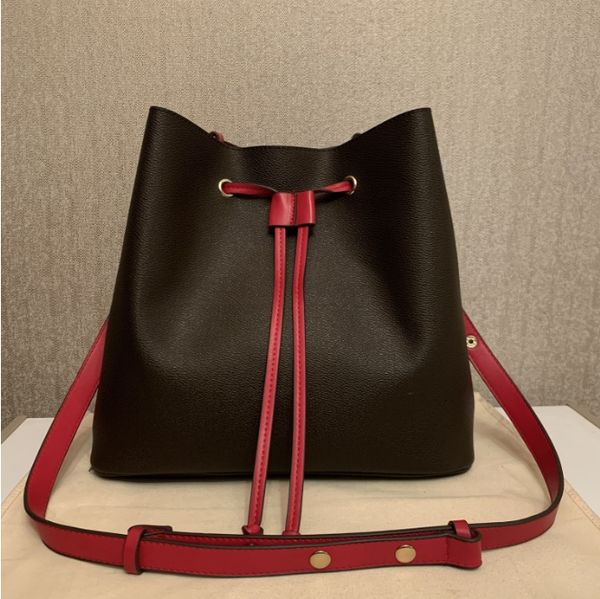 sales newe luxuryi designera women shoulder bags leather old flower bucket bag famous drawstring handbags cross body purse
sales newe luxuryi designera women shoulder bags leather old flower bucket bag famous drawstring handbags cross body purse