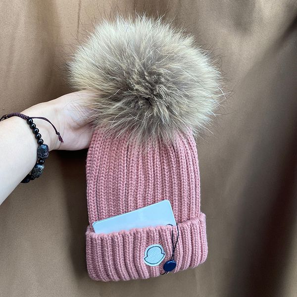 knitted fur pom hat fashion designer skull cap letters beanie men and women cashmere high-quality products, Blue;gray
knitted fur pom hat fashion designer skull cap letters beanie men and women cashmere high-quality products, Blue;gray