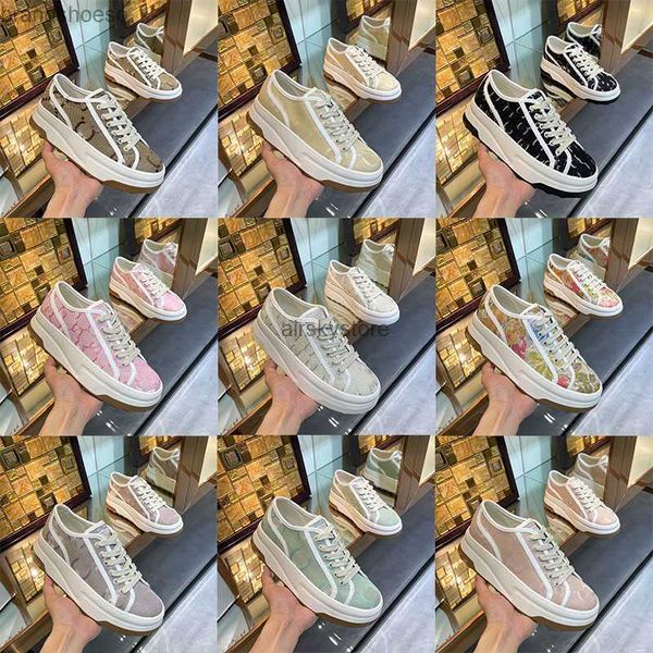 luxury tennis 1977 canvas casual shoes luxurys design women's shoes italy beige ebony rubber shoes thick-soled elastic cotton high and
luxury tennis 1977 canvas casual shoes luxurys design women's shoes italy beige ebony rubber shoes thick-soled elastic cotton high and