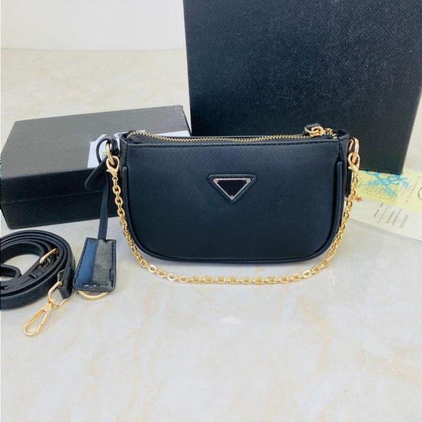 designer bag luxury shoulder bag metal zip bag women letter crossbody bags with small purse fashion bags ladies handbag very goo
designer bag luxury shoulder bag metal zip bag women letter crossbody bags with small purse fashion bags ladies handbag very goo