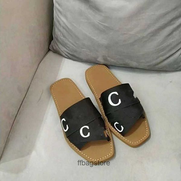 outgoing woven belt chole letter and ladies 2023 versatile slipper woody casual woodies slippers for summer brand version shoes cloe beach w
outgoing woven belt chole letter and ladies 2023 versatile slipper woody casual woodies slippers for summer brand version shoes cloe beach w