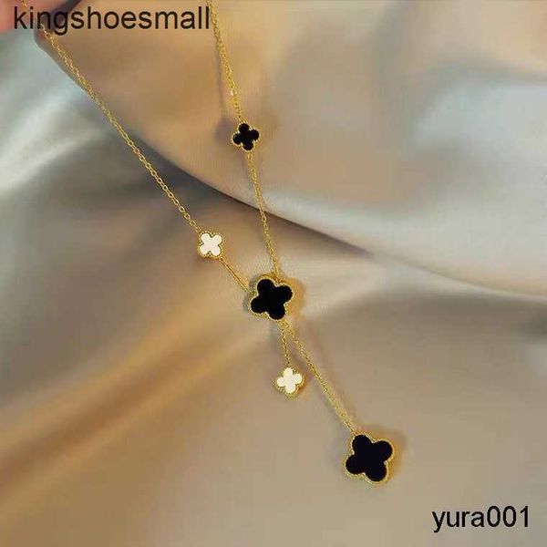 fashion designer jewelry classic 4/four leaf clover locket necklace highly quality choker chains 18k plated gold girls gift, Silver
fashion designer jewelry classic 4/four leaf clover locket necklace highly quality choker chains 18k plated gold girls gift, Silver