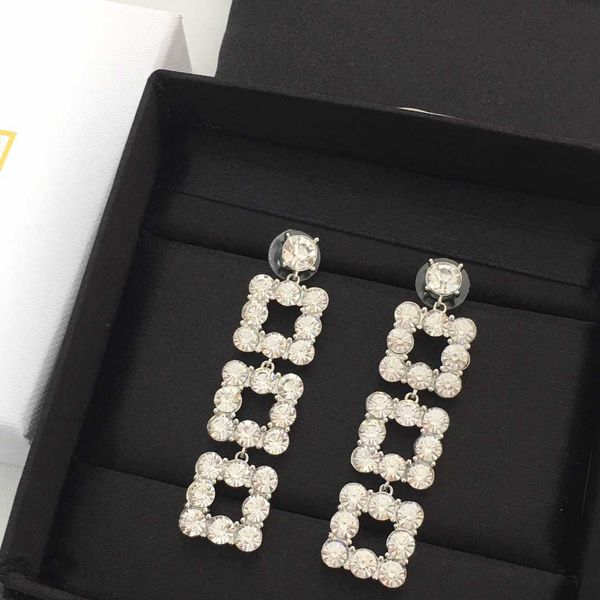 brand designer miumiu fashion earrings new square full diamond earstuds for women with a high grade feeling sweet super sparkling long earri, Golden
brand designer miumiu fashion earrings new square full diamond earstuds for women with a high grade feeling sweet super sparkling long earri, Golden