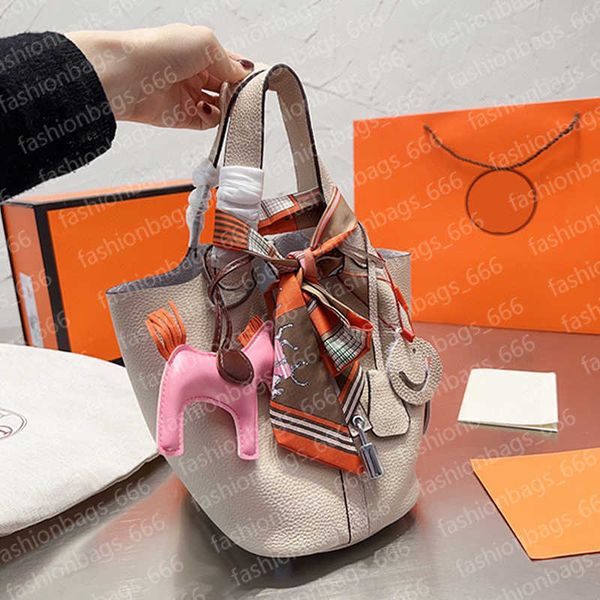 designer large handbags real leather new shoulder bags picotin lock bucket bag women shopping bag cross body with lock picotin handbag h
designer large handbags real leather new shoulder bags picotin lock bucket bag women shopping bag cross body with lock picotin handbag h