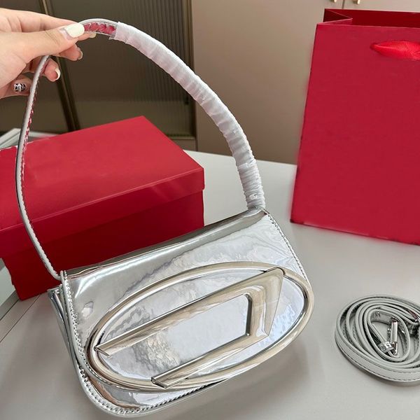hobo underarm shoulder bag designer evening bag luxury silver flap tote bag jingle women's patent leather purse handbags clutch crossbo
hobo underarm shoulder bag designer evening bag luxury silver flap tote bag jingle women's patent leather purse handbags clutch crossbo
