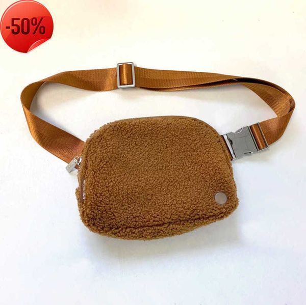 shoulder bags wholesale lulu everywhere teddy bear chest belt bag yoga sport 2023 lulus womens luxury designer fanny pack portable water pro
shoulder bags wholesale lulu everywhere teddy bear chest belt bag yoga sport 2023 lulus womens luxury designer fanny pack portable water pro