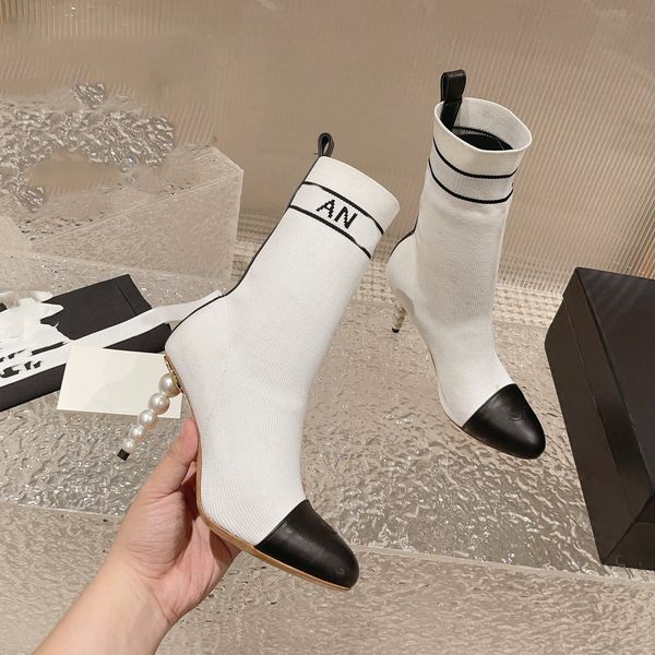 luxury designer sock boots channel women ankle booties winter leather boot martin platform letter ccity ghkhjbn, Black
luxury designer sock boots channel women ankle booties winter leather boot martin platform letter ccity ghkhjbn, Black