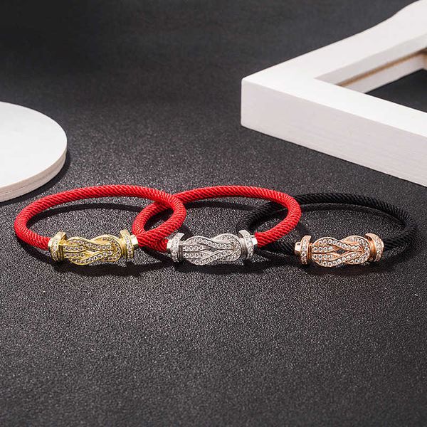 designer bracelet luxury design s925 silver horseshoe buckle bracelet for female couples weaving red 8-character red rope bracelet, Golden;silver
designer bracelet luxury design s925 silver horseshoe buckle bracelet for female couples weaving red 8-character red rope bracelet, Golden;silver
