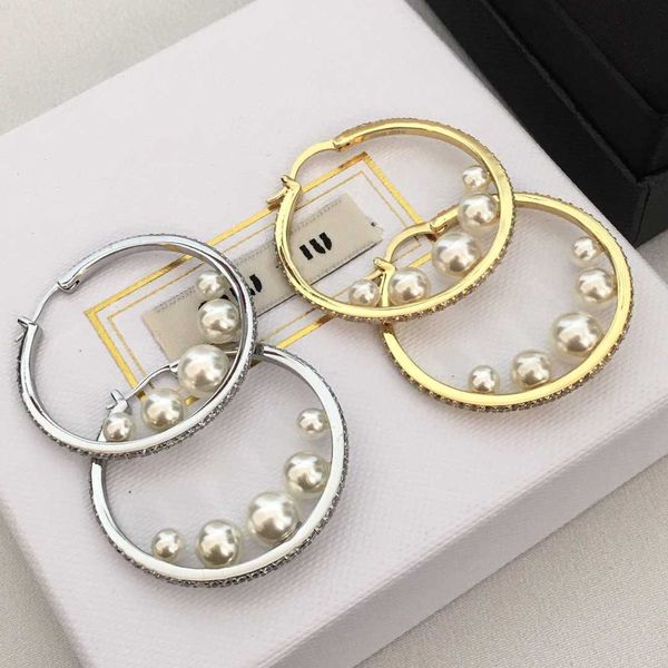 brand designer miumiu fashion earrings new pearl rhinestones simple atmosphere earrings circle pearl crystal earrings female light luxury ac, Golden
brand designer miumiu fashion earrings new pearl rhinestones simple atmosphere earrings circle pearl crystal earrings female light luxury ac, Golden