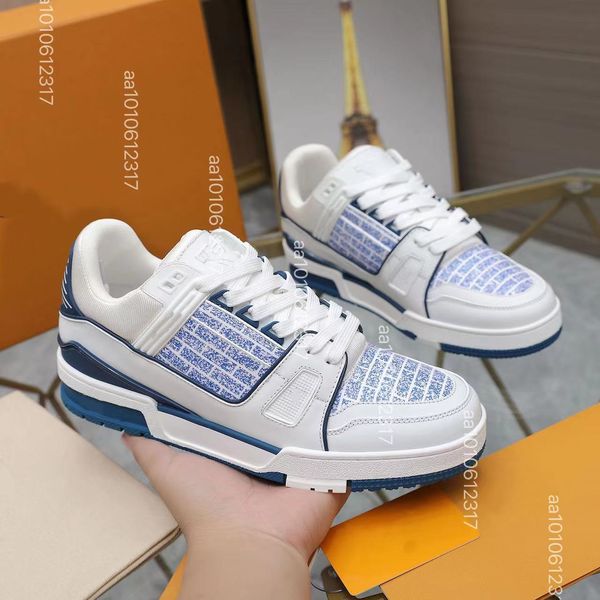 classic mens trainer sneaker for women designer flower decoration break shoes casual versatile men outdoor walking sports shoes 35-45, Black
classic mens trainer sneaker for women designer flower decoration break shoes casual versatile men outdoor walking sports shoes 35-45, Black