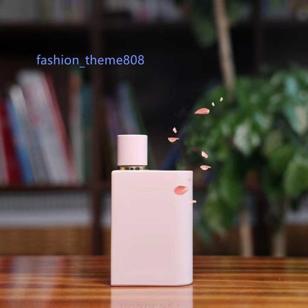 high-end female floral and fruity perfume 100ml blossom fragrance long lasting good smell edp lady girl her elixir spray cologne fast ship
high-end female floral and fruity perfume 100ml blossom fragrance long lasting good smell edp lady girl her elixir spray cologne fast ship