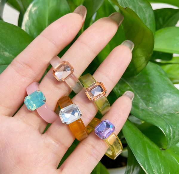 resin acrylic chunky ring colorful rhinestone design rings for women geometric jewelry gifts1531993, Golden;silver
resin acrylic chunky ring colorful rhinestone design rings for women geometric jewelry gifts1531993, Golden;silver