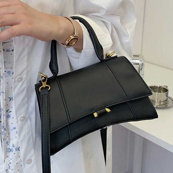classic luxury women's hourglass bag female mini handbags letter b brand designer totes evening bags women man casual backpack small sq
classic luxury women's hourglass bag female mini handbags letter b brand designer totes evening bags women man casual backpack small sq