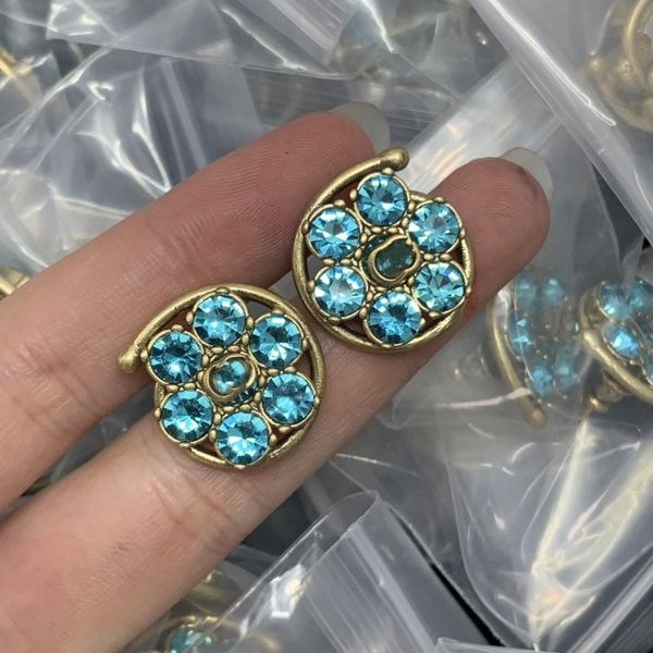earrings women designer double letter stud ggity luxury geometric crystal heart-shaped couple earrings for lady party wedding kg6h, Golden;silver
earrings women designer double letter stud ggity luxury geometric crystal heart-shaped couple earrings for lady party wedding kg6h, Golden;silver