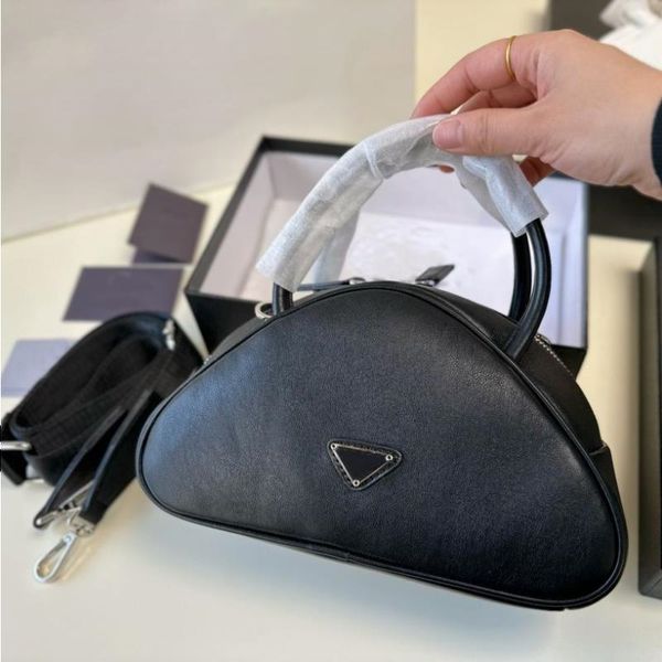 designer bag for women luxury shoulder bag fashion triangle cross body clutch bag ladies handbags good match nice gift
designer bag for women luxury shoulder bag fashion triangle cross body clutch bag ladies handbags good match nice gift