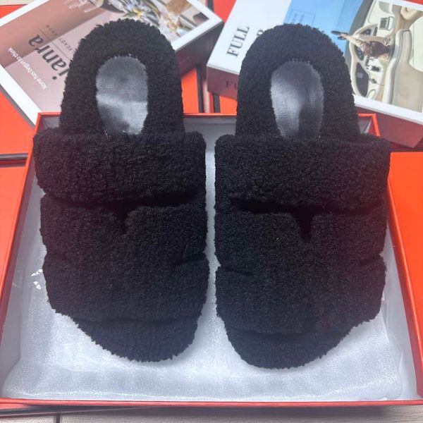 r luxury classic autumn and winter plush slippers plush sandals lazy shoes h slippers letter slippers, Black
r luxury classic autumn and winter plush slippers plush sandals lazy shoes h slippers letter slippers, Black