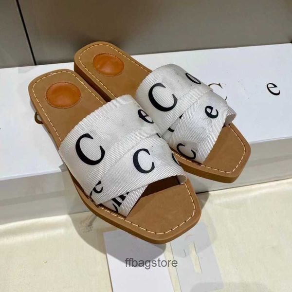 letter 2023 summer shoes chole casual flat woodies brand ladies wear cloe slipper sandals female thick bottom woody cross slippers b03i
letter 2023 summer shoes chole casual flat woodies brand ladies wear cloe slipper sandals female thick bottom woody cross slippers b03i