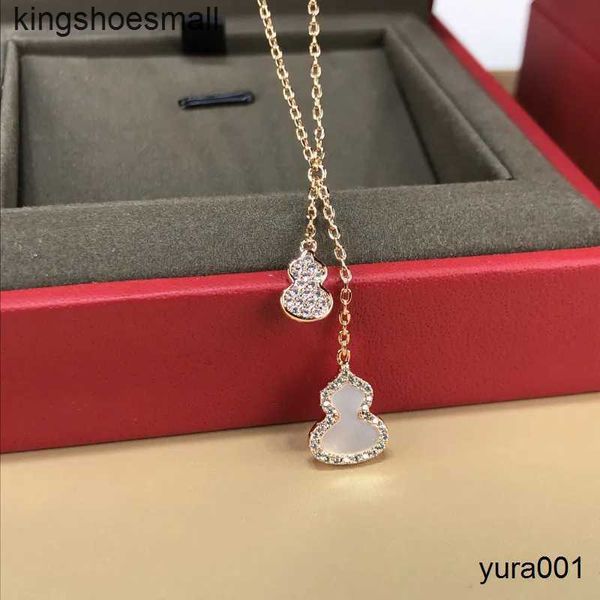 designer jewelry diamond pendant necklace classic titanium steel diamonds bottle gourd pendant necklaces 18k gold plated women luck necklace, Silver
designer jewelry diamond pendant necklace classic titanium steel diamonds bottle gourd pendant necklaces 18k gold plated women luck necklace, Silver
