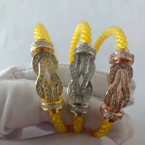 designer bracelet luxury red weaving bracelet girlfriend bracelet female v gold size full diamond accompanying diamond bracelet, Golden;silver
designer bracelet luxury red weaving bracelet girlfriend bracelet female v gold size full diamond accompanying diamond bracelet, Golden;silver