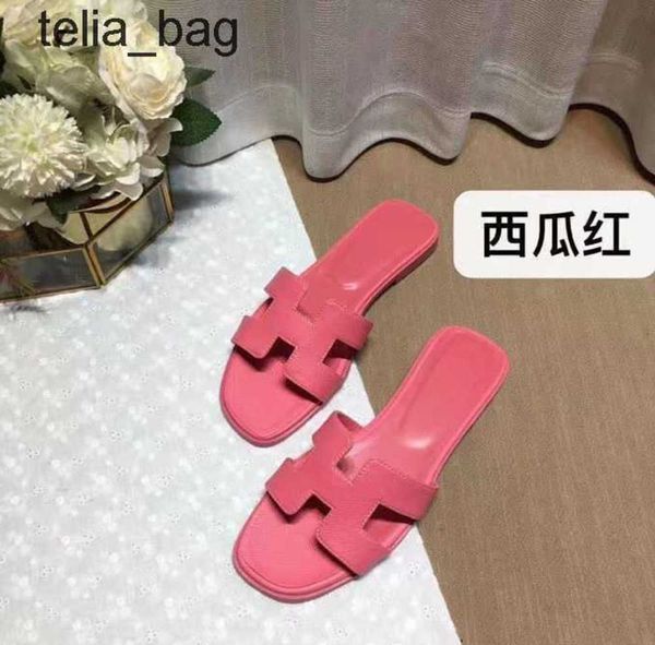 baida hermzs slipper slippers bear sandal oran 2023 shoes designer women's summer color matching leather flat sandals for tourism litch
baida hermzs slipper slippers bear sandal oran 2023 shoes designer women's summer color matching leather flat sandals for tourism litch