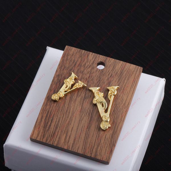 brass material embossed flowers and plants alphabet lady earring stud, christmas, Golden;silver
brass material embossed flowers and plants alphabet lady earring stud, christmas, Golden;silver