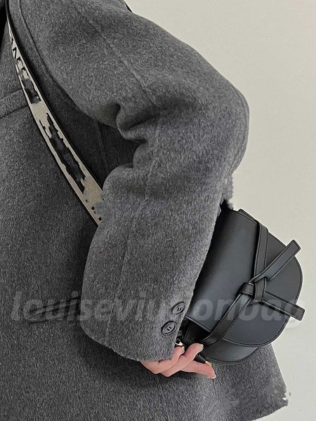 gate designers bags lowe shoulder bags lady handbag purse leather embroidery letters on strap crossbody bags fashion letter waist wallet min
gate designers bags lowe shoulder bags lady handbag purse leather embroidery letters on strap crossbody bags fashion letter waist wallet min