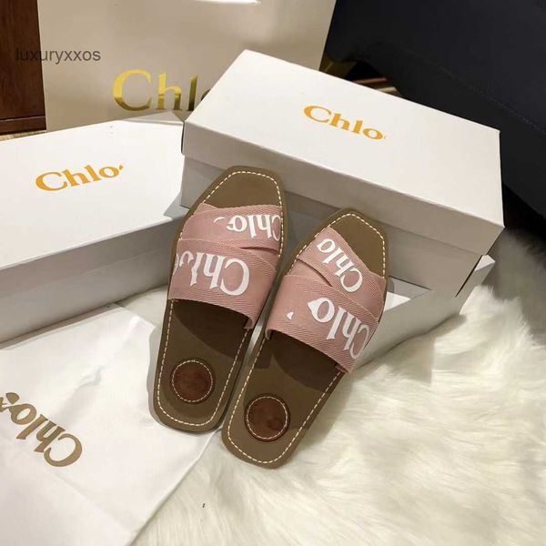 lady flat slipper brand layer woody high version slippers french fashion brand women's double shoes outsole light cloe for woodies summ
lady flat slipper brand layer woody high version slippers french fashion brand women's double shoes outsole light cloe for woodies summ
