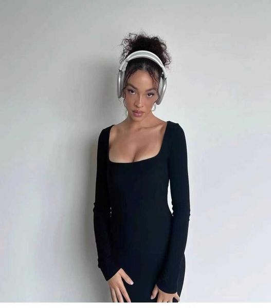 skims kardashian039s same flat long sleeved dress is slim and with a solid color buttock wrap dress3404358, Black;gray
skims kardashian039s same flat long sleeved dress is slim and with a solid color buttock wrap dress3404358, Black;gray