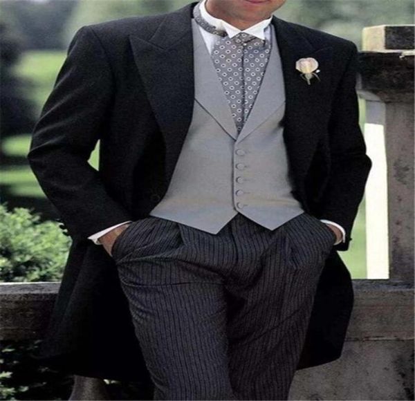 2019 latest black jacket stripe pant grey mens suits 3 pieces swallow tail coat terno msculino wedding groom tuexedos jacketpant6616571, Black;gray
2019 latest black jacket stripe pant grey mens suits 3 pieces swallow tail coat terno msculino wedding groom tuexedos jacketpant6616571, Black;gray