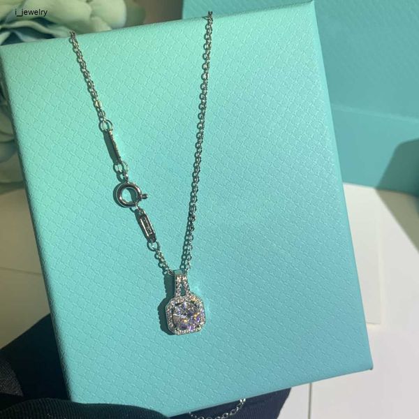 luxurys designers pendant necklaces designer necklaces luxury jewelry couple style for women wedding accessories good nice, Silver
luxurys designers pendant necklaces designer necklaces luxury jewelry couple style for women wedding accessories good nice, Silver