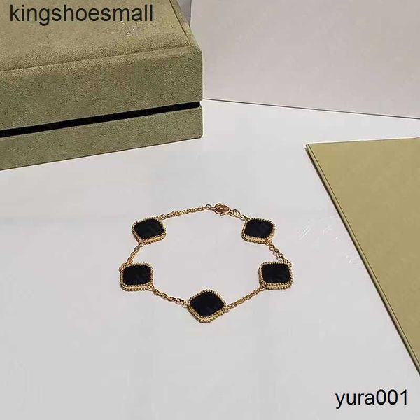 luxury classic designer bracelet leaf clover bracelet designer chain 18k gold shell for girl wedding mother' day fashion jewelry women, Golden;silver
luxury classic designer bracelet leaf clover bracelet designer chain 18k gold shell for girl wedding mother' day fashion jewelry women, Golden;silver
