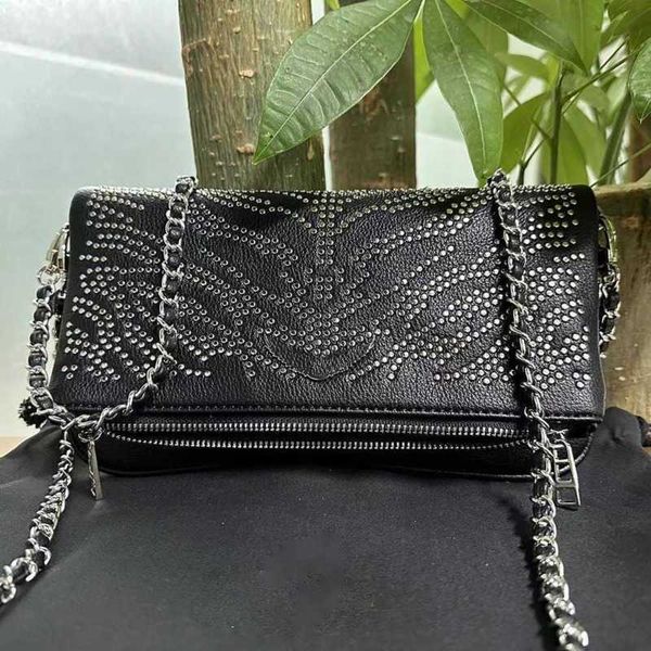trendy fashion womens bag z wings diamond-ironing messenger bag v shoulder bags leather crossbody handbags chain ladies clutch hasp bags
trendy fashion womens bag z wings diamond-ironing messenger bag v shoulder bags leather crossbody handbags chain ladies clutch hasp bags