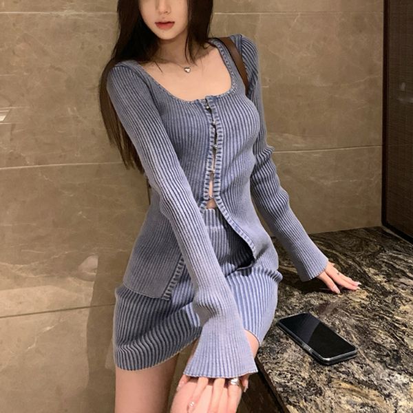 womens knits tees autumn korean square collar solid color casual threaded longsleeved cardigan women slim hip skirt twopiece suit 230818, White
womens knits tees autumn korean square collar solid color casual threaded longsleeved cardigan women slim hip skirt twopiece suit 230818, White