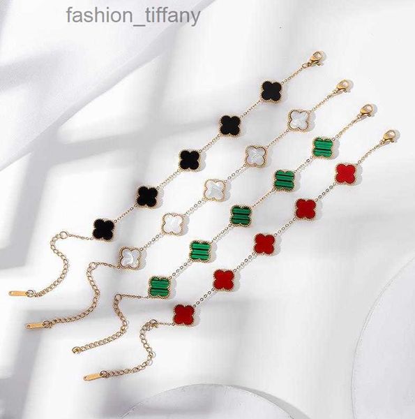 charm designer bracelet fashion vintage 5 motifs bracelets clover leaf necklace luxury design wedding jewelry van 4/four flower gifts, Black
charm designer bracelet fashion vintage 5 motifs bracelets clover leaf necklace luxury design wedding jewelry van 4/four flower gifts, Black