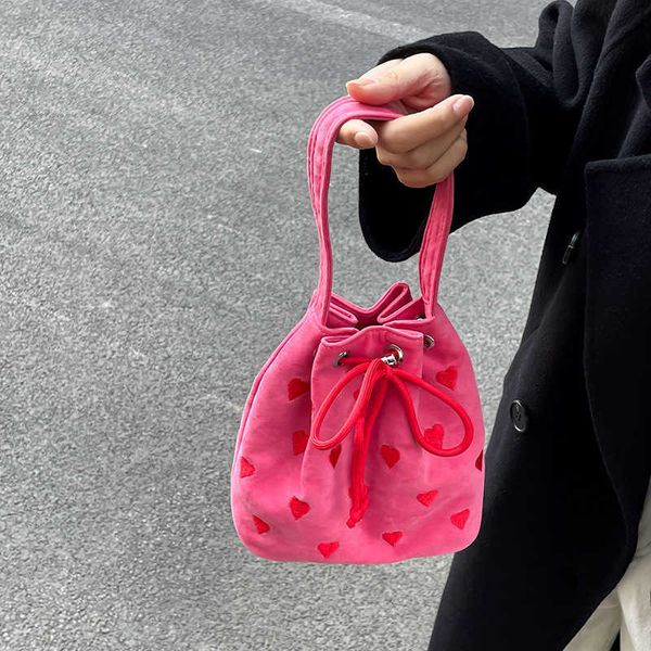 shoulder bags small and high-end drawstring neckband bag for women new love embroidery bucket bag versatile one crossbody
shoulder bags small and high-end drawstring neckband bag for women new love embroidery bucket bag versatile one crossbody